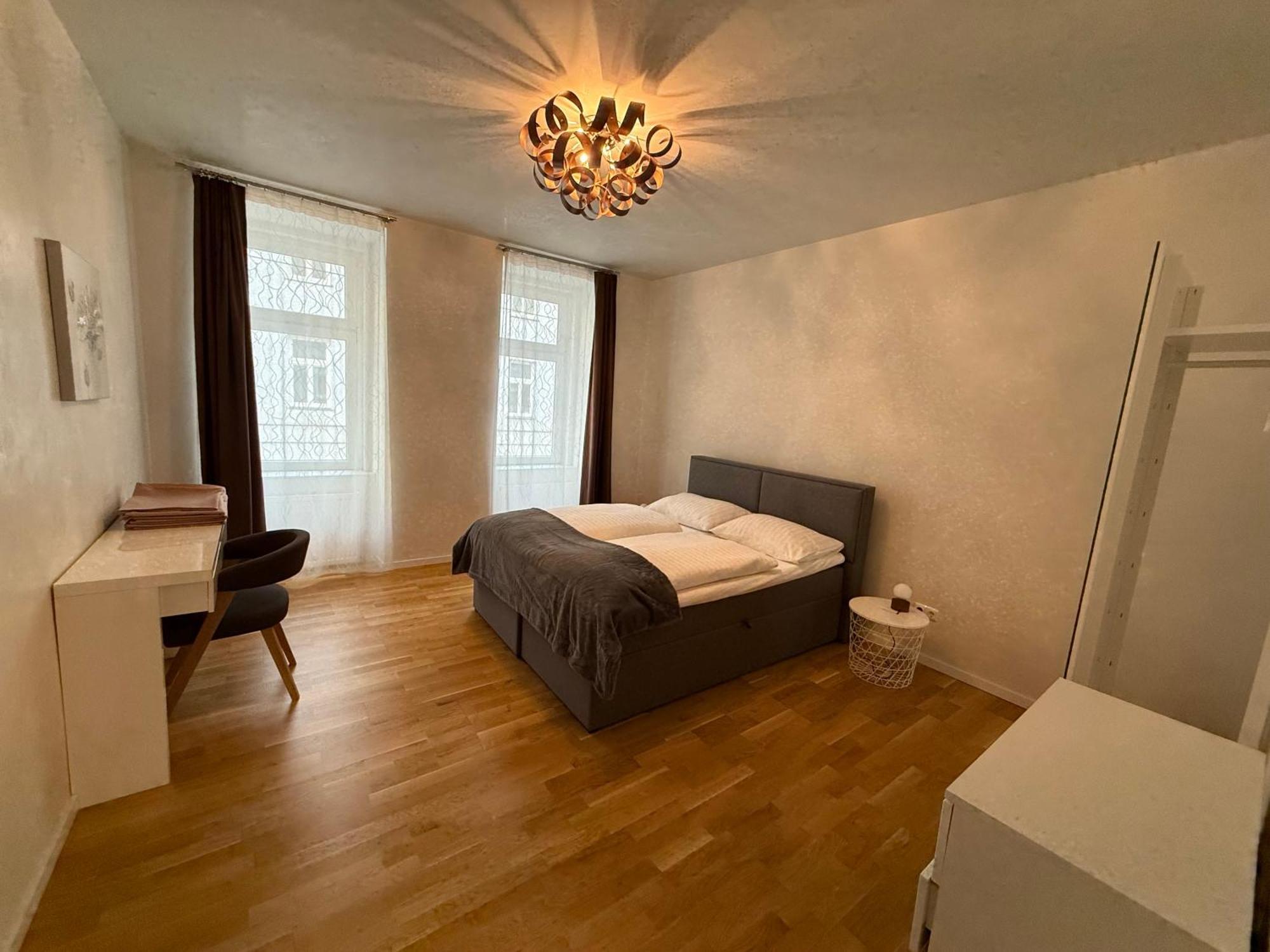 Apartment Number 4 Wina Bagian luar foto