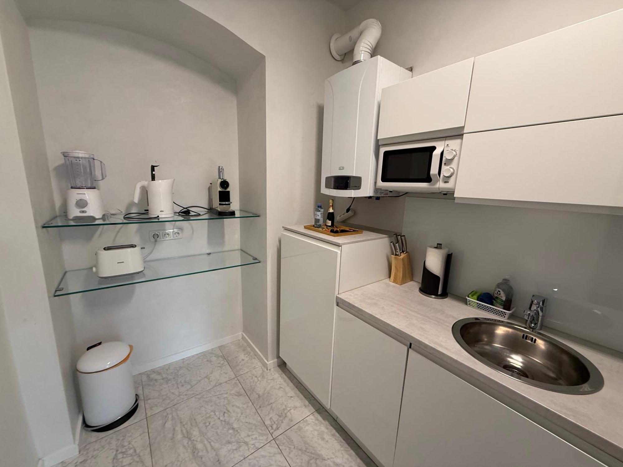 Apartment Number 4 Wina Bagian luar foto