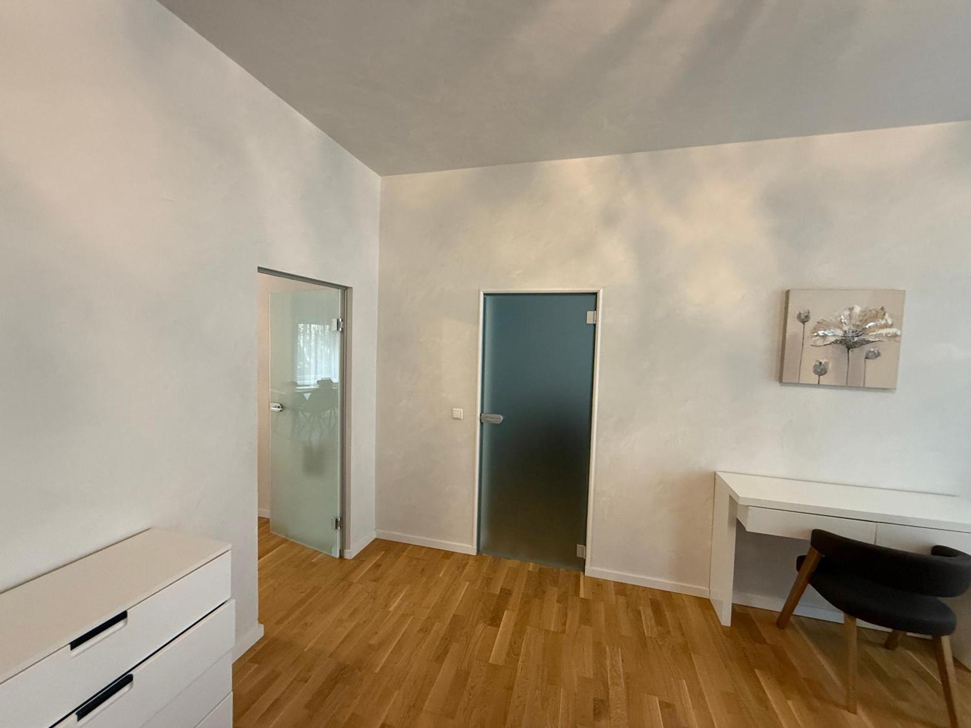 Apartment Number 4 Wina Bagian luar foto