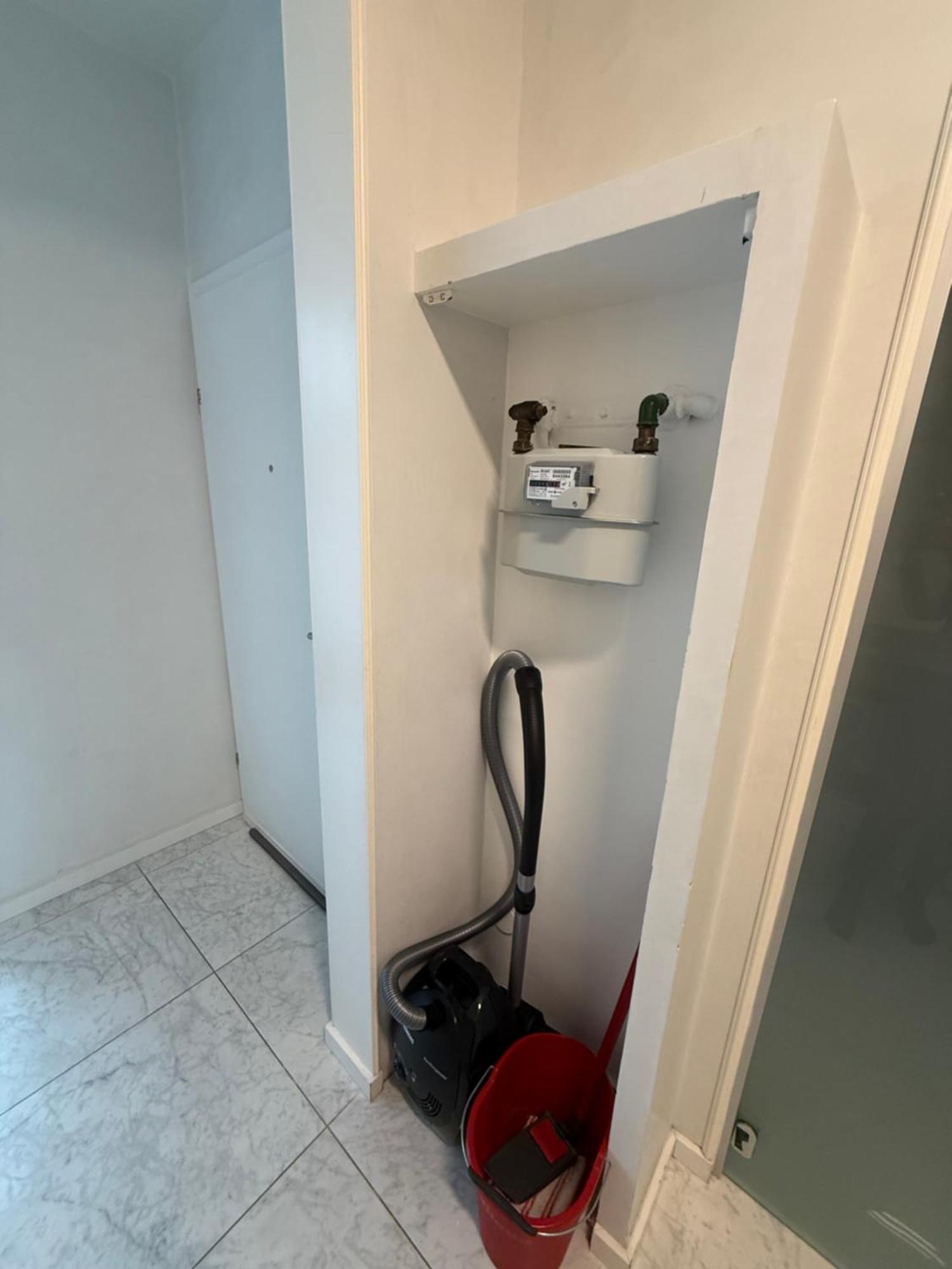Apartment Number 4 Wina Bagian luar foto